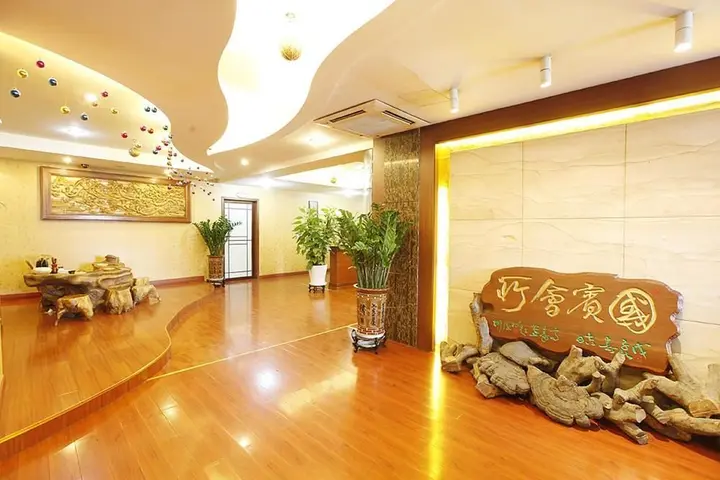 Лиши: Dingnan Longhui Hotel
