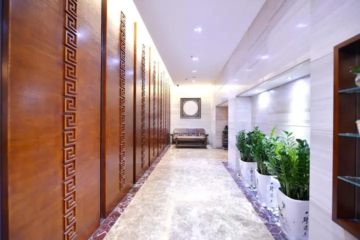 Лиши: Dingnan Longhui Hotel