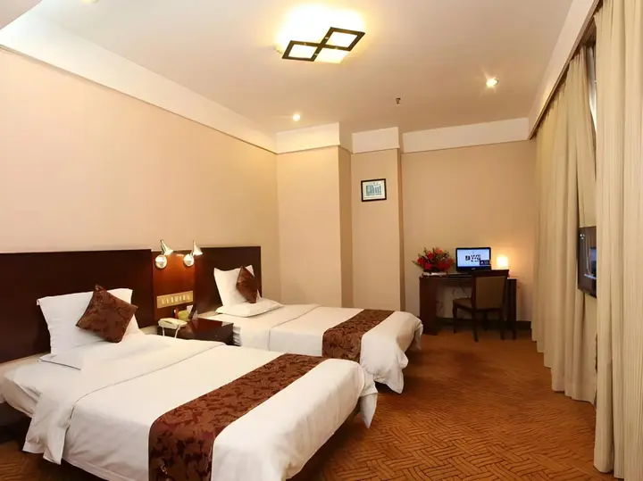 Гуанчжоу: Xinhua Hotel
