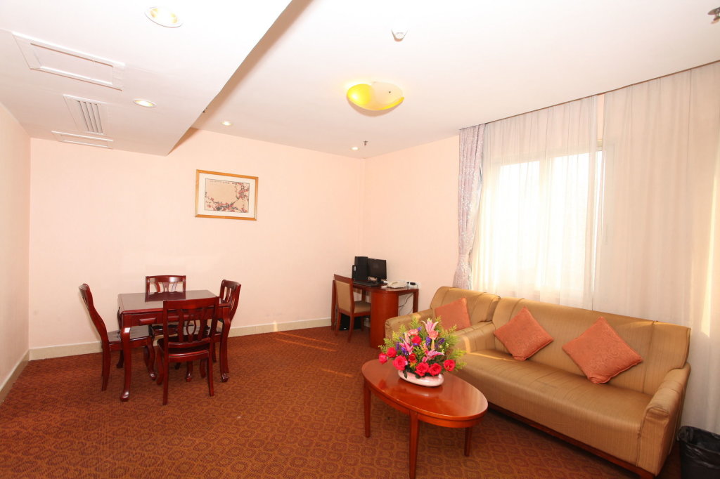 Гуанчжоу: Xinhua Hotel