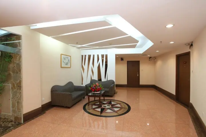 Гуанчжоу: Xinhua Hotel