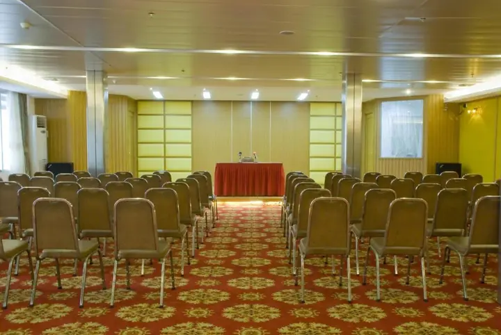 Гуанчжоу: Xinhua Hotel