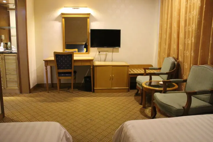 Гуанчжоу: Xinhua Hotel