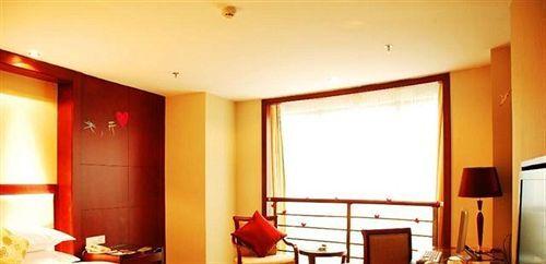 Хуайхуа: Junyuan Huatian Hotel - Huaihua