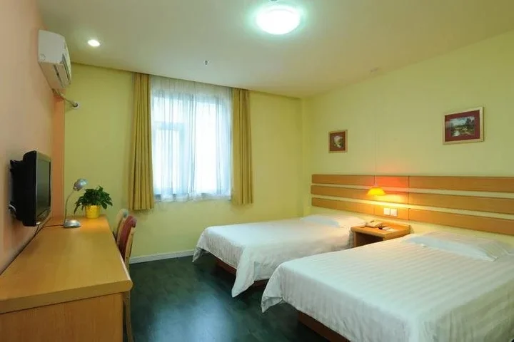 Сямынь: Home Inn Xiamen Tongan Bus Station