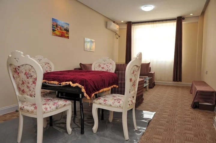 Синтай: Modern Hall Holiday Quick Hotel