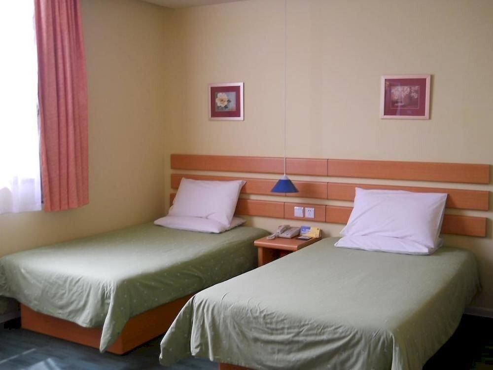 Циньхуандао: Home Inn