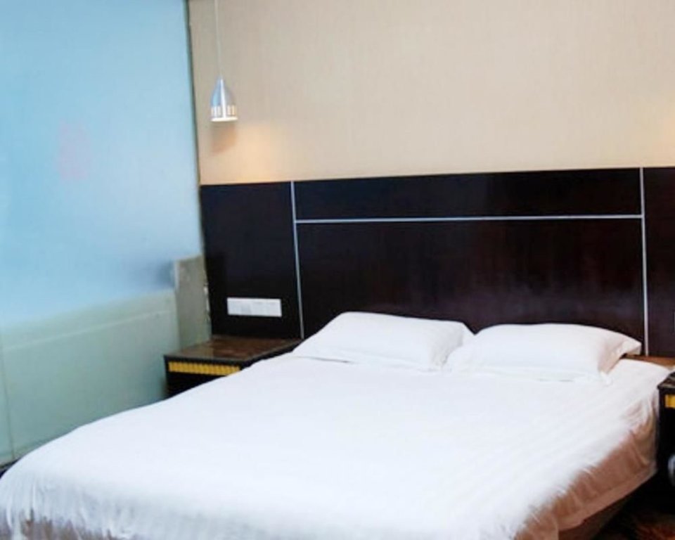 Гуйлинь: Guilin Xinhuadu Hotel