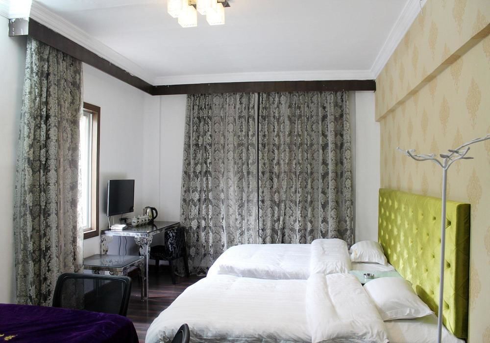 Гуйлинь: Guilin Jingyi Hotel