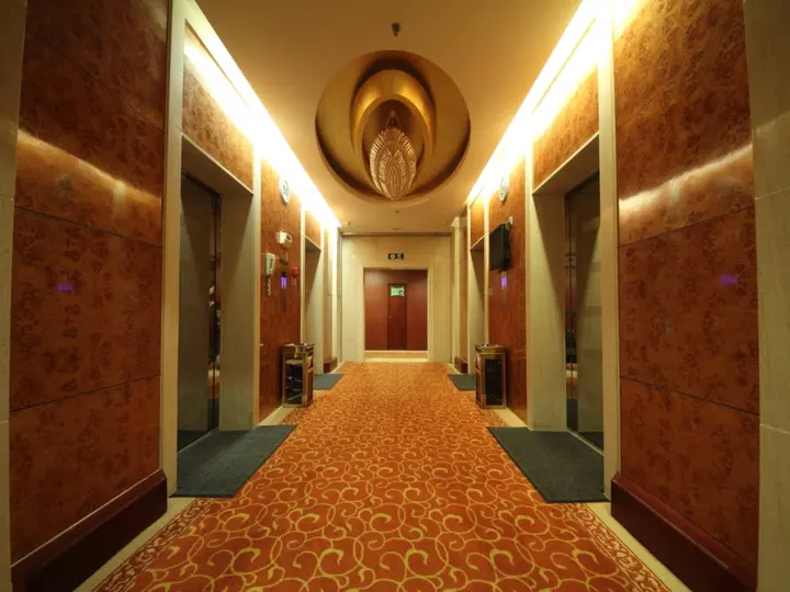 Циньхуандао: Junyu Grand Hotel