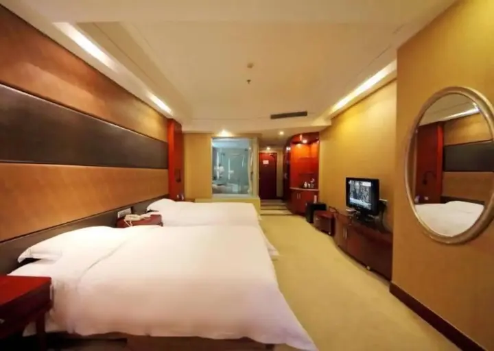 Циньхуандао: Junyu Grand Hotel