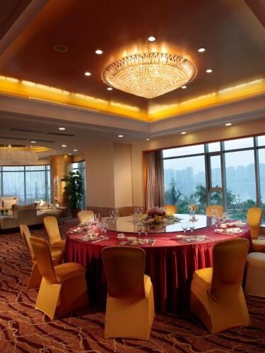 Цзиньюань: Sofitel Qingyuan Riverside