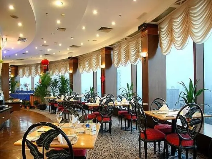 Ухань: Meilian City Holiday Hotel