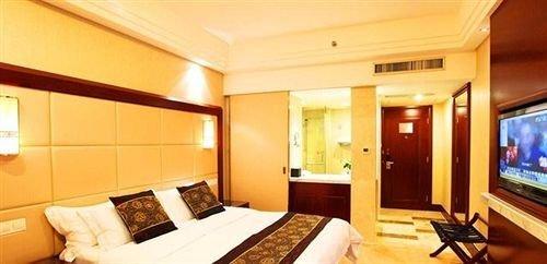 Дунъян: Hengdian World Studios Resort
