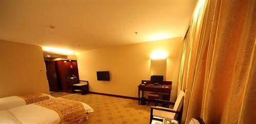 Сямынь: HanTing Hotel (Xiamen Airport Wuyuan Bay)