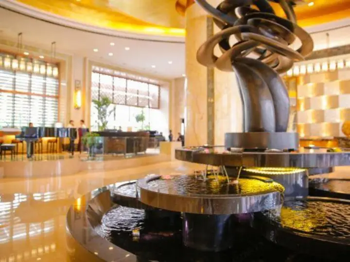 Вэньчжоу: New Joyful Hotel Leqing