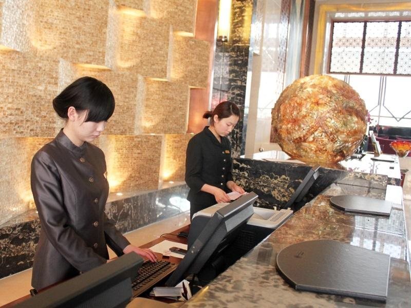 Вэньчжоу: New Joyful Hotel Leqing