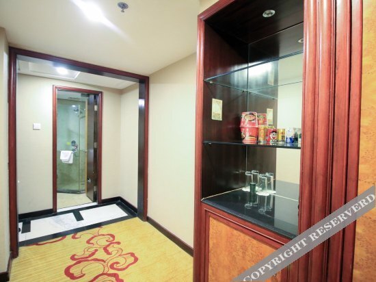 Цзиньхуа: Jinhua Imperial Hotel
