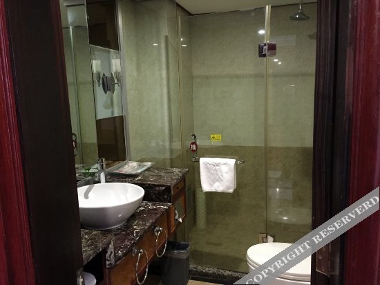 Цзиньхуа: Jinhua Imperial Hotel