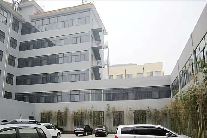Синьсян: Xinxiang Bowei Style Hotel Peace Road