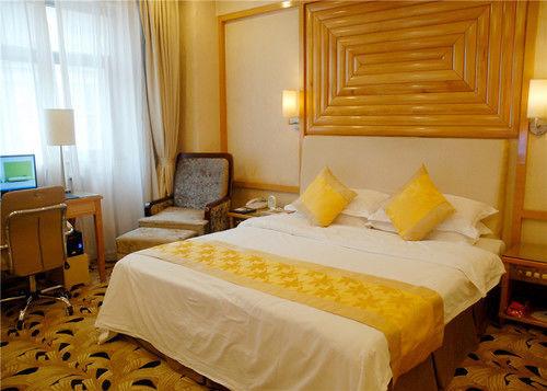 Синьян: Sunny Hotel - Xinyang