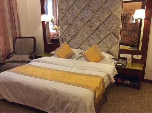 Синьян: Sunny Hotel - Xinyang