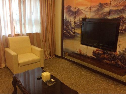 Синьян: Sunny Hotel - Xinyang