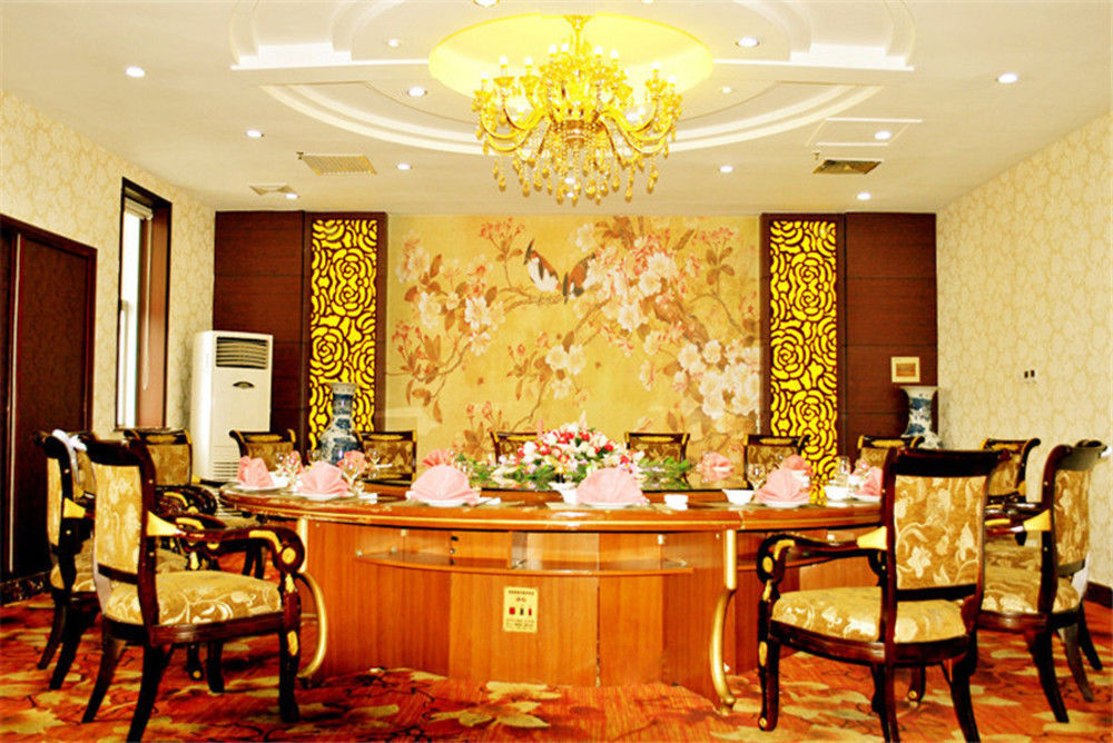 Sunny Hotel - Xinyang — фото 1