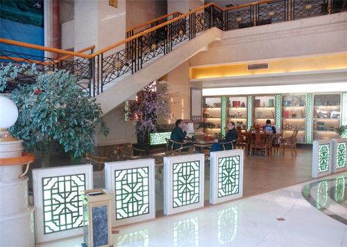 Синьян: Sunny Hotel - Xinyang