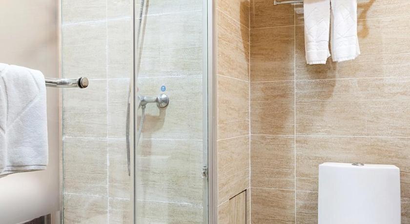 Лунъянь: Longyan Yue Feng Super 8 Hotel