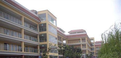 Уху: Wuhu Fangte hotel