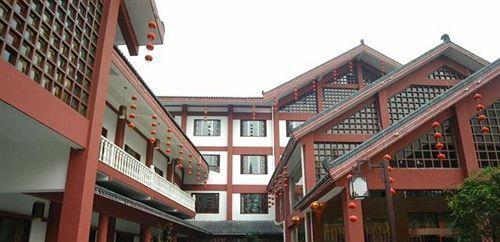 Лишуй: Lishui Tang Garden Hotel