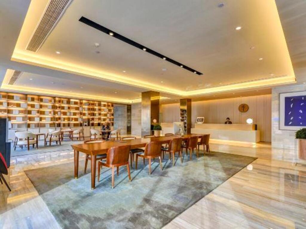 Таншань: Tangshan Nanyuan Business Hotel