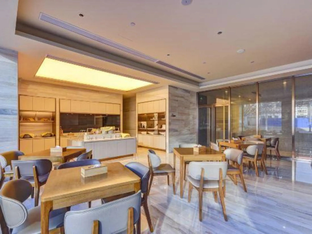 Таншань: Tangshan Nanyuan Business Hotel