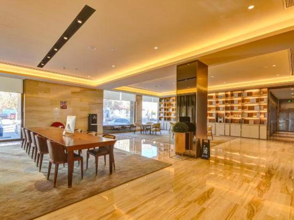 Таншань: Tangshan Nanyuan Business Hotel