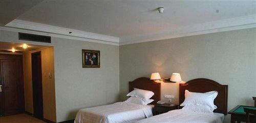 Фуян: Anhui Fuyang Guomao Hotel