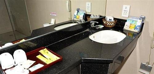 Шэньян: Shenyang Jintaike Business Hotel