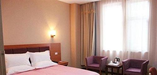 Синьсян: Meiyijia Business Hotel Xinxiang Pingyuan Road