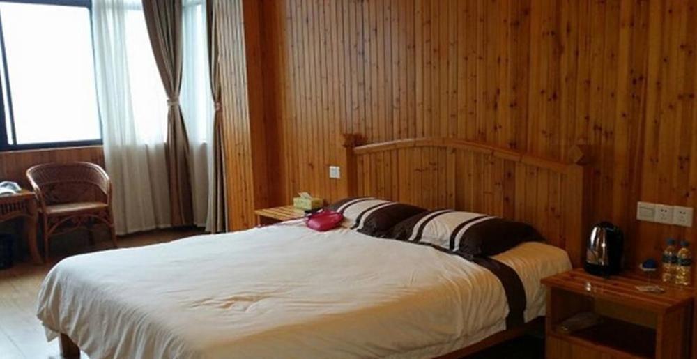 Ичан: Yichang Changyang North Island Hotel