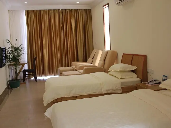 Ичан: Yichang Changyang North Island Hotel