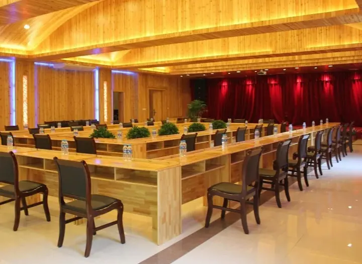 Ичан: Yichang Changyang North Island Hotel