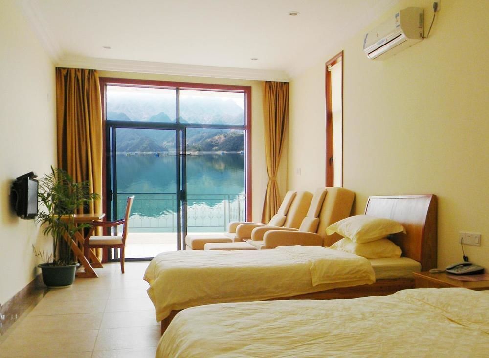 Ичан: Yichang Changyang North Island Hotel