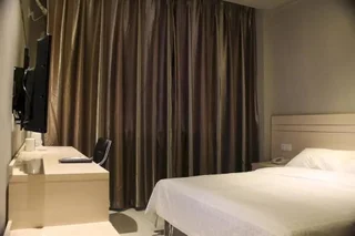 Чжэнчжоу: Fangyuan Hotel