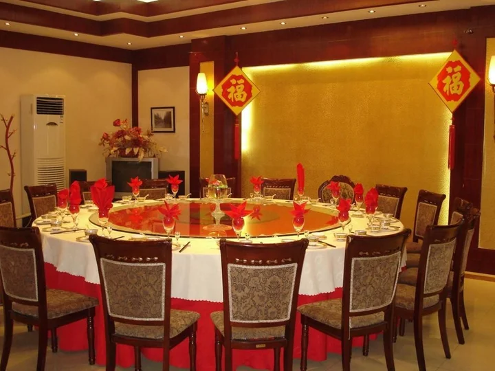 Чжэнчжоу: Zhengzhou Hualian Guangzhou Hotel