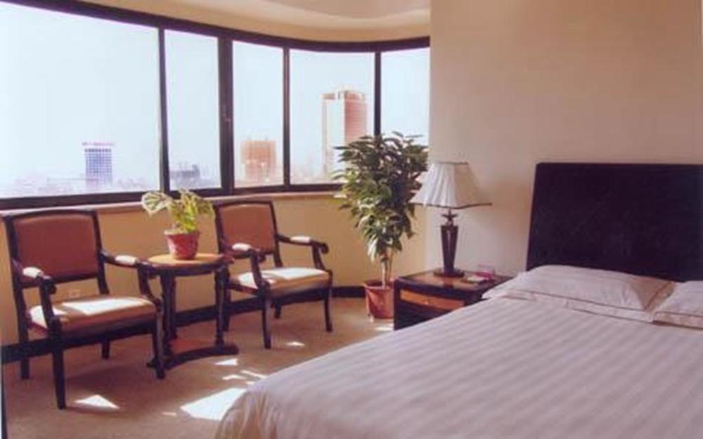 Чжэнчжоу: Zhengzhou Hualian Guangzhou Hotel