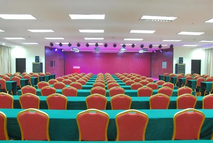 Кайфын: Hangtian Hotel - Kaifeng