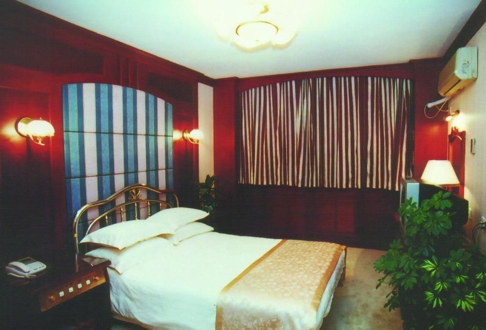 Кайфын: Hangtian Hotel - Kaifeng