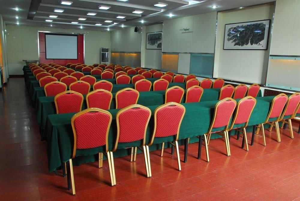 Кайфын: Hangtian Hotel - Kaifeng