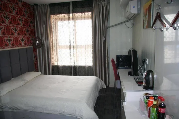 Чжэнчжоу: Zhengzhou Gaocheng Business Hotel