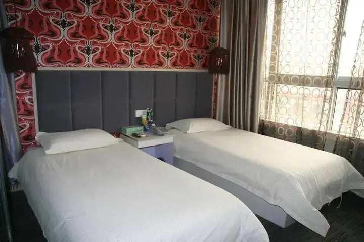 Чжэнчжоу: Zhengzhou Gaocheng Business Hotel